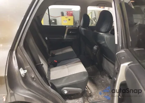 2020 Toyota 4Runner Sr5 из США, поврежденный, VIN JTEBU5JR9L5752807